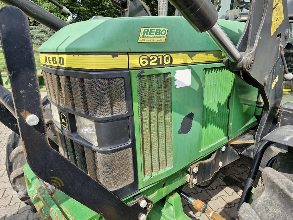 Traktor van het type John Deere 6210SE, Gebrauchtmaschine in Neuenkirchen-Vörden (Foto 18)