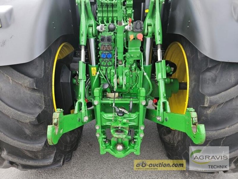 Traktor typu John Deere 6215 R AUTO POWR, Gebrauchtmaschine w Meppen (Zdjęcie 8)