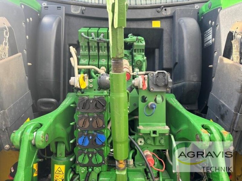 Traktor van het type John Deere 6215 R AUTO POWR, Gebrauchtmaschine in Meppen (Foto 15)