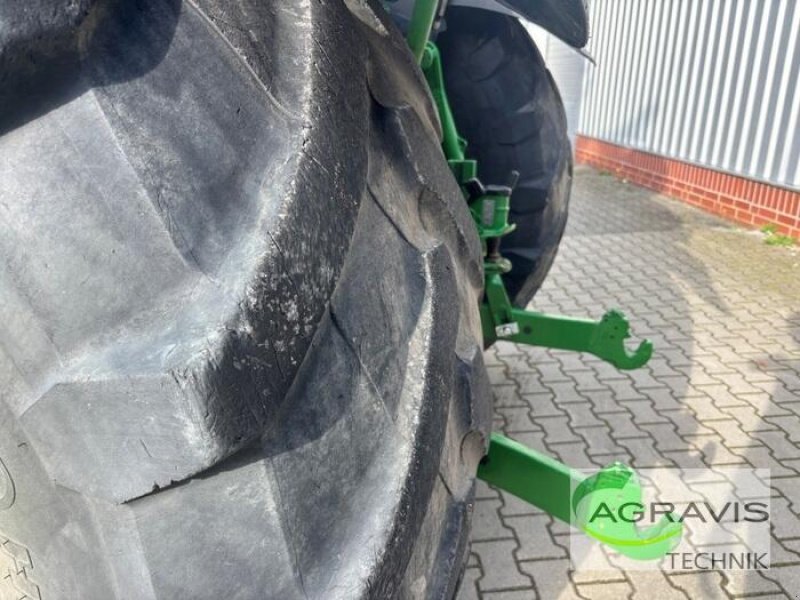 Traktor van het type John Deere 6215 R AUTO POWR, Gebrauchtmaschine in Meppen (Foto 21)