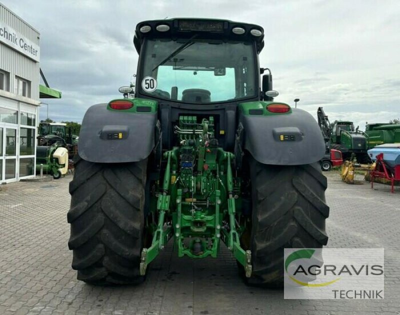 Traktor typu John Deere 6215 R AUTO POWR, Gebrauchtmaschine w Calbe / Saale (Zdjęcie 4)