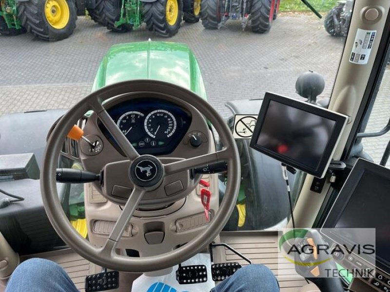 Traktor Türe ait John Deere 6215 R AUTO POWR, Gebrauchtmaschine içinde Calbe / Saale (resim 11)