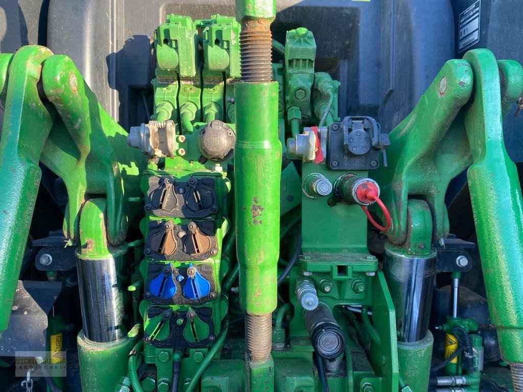 Traktor del tipo John Deere 6215 R + GPS Starfire 3000, Gebrauchtmaschine In Mühlengeez (Immagine 12)