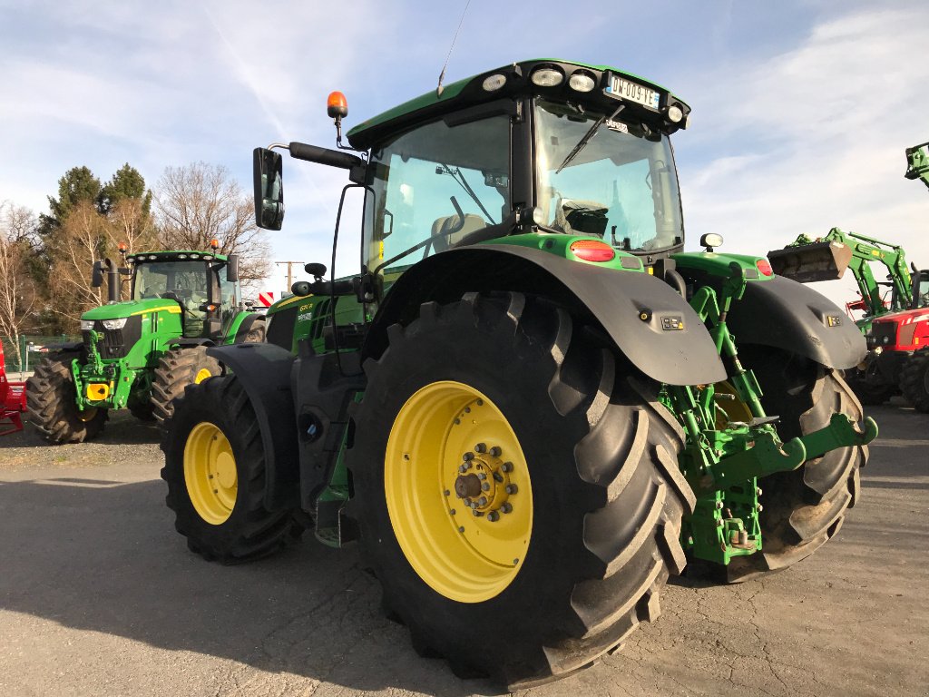 Traktor του τύπου John Deere 6215 R, Gebrauchtmaschine σε GUERET (Φωτογραφία 3)