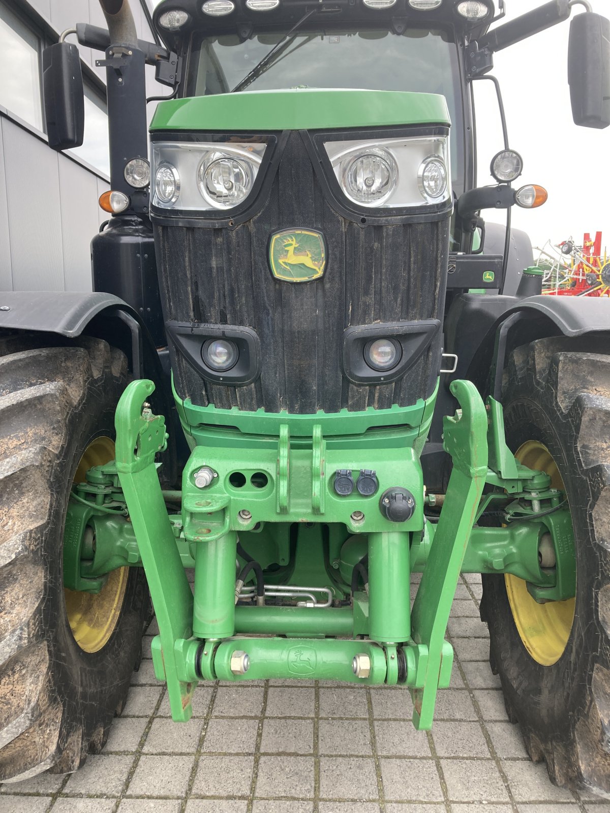 Traktor typu John Deere 6215 R, Gebrauchtmaschine w Wülfershausen an der Saale (Zdjęcie 4)