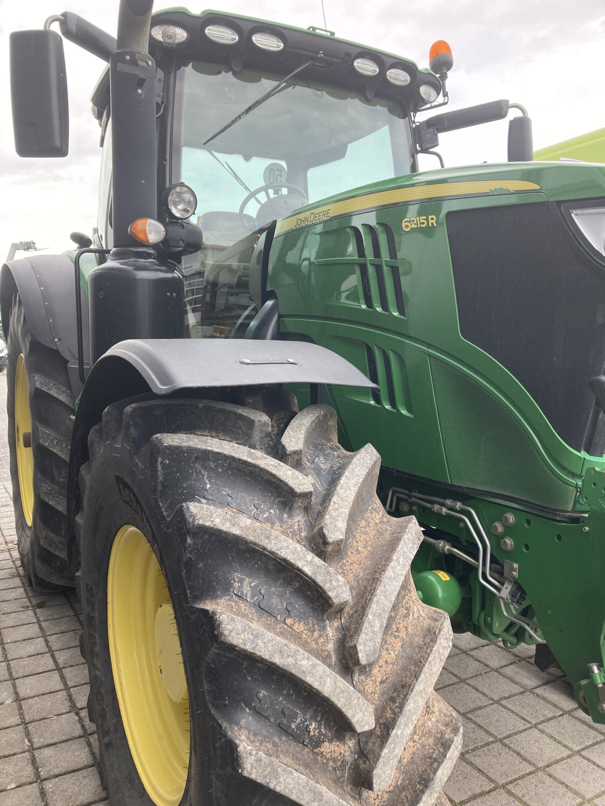 Traktor typu John Deere 6215 R, Gebrauchtmaschine w Wülfershausen an der Saale (Zdjęcie 17)