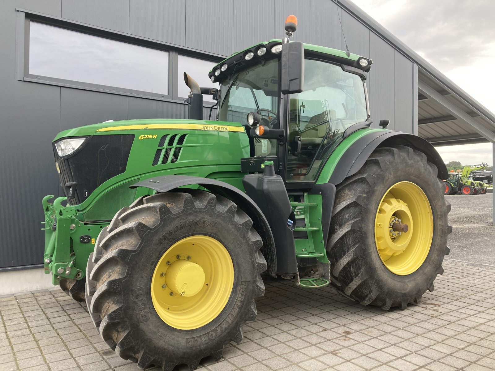 Traktor Türe ait John Deere 6215 R, Gebrauchtmaschine içinde Wülfershausen an der Saale (resim 2)