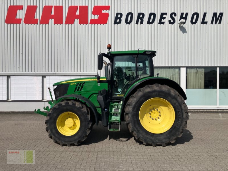 Traktor des Typs John Deere 6215 R, Gebrauchtmaschine in Bordesholm (Bild 1)