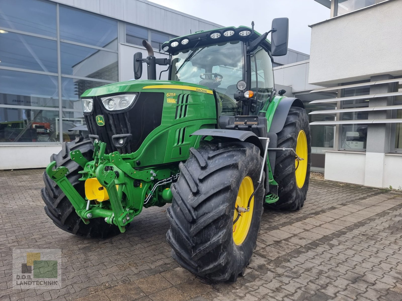 Traktor a típus John Deere 6215R 6R215 mit Reifendruckanalge, Gebrauchtmaschine ekkor: Regensburg (Kép 1)