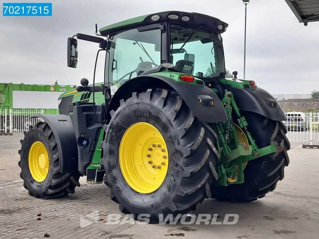 Traktor типа John Deere 6215R AP 4X4 AT READY - WITH SERVICE HISTORY, Gebrauchtmaschine в Veghel (Фотография 2)