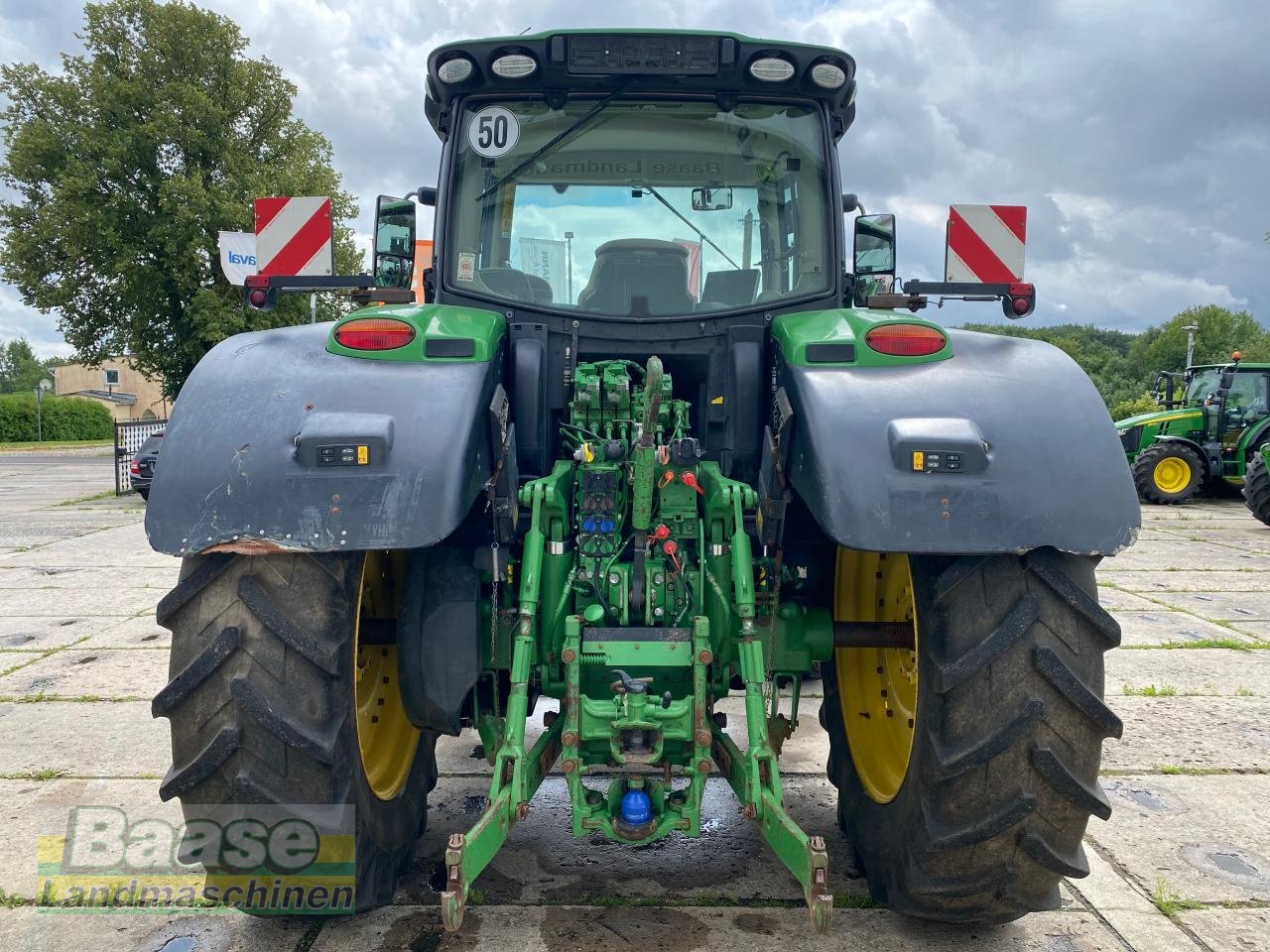 Traktor от тип John Deere 6215R AutoPowr FKH+FZW, Gebrauchtmaschine в Holthof (Снимка 8)