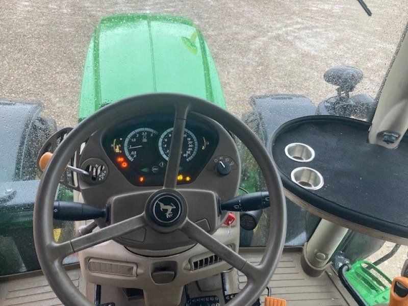 Traktor типа John Deere 6215R Direct Drive, Gebrauchtmaschine в Skærbæk (Фотография 6)