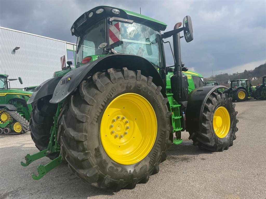 Traktor del tipo John Deere 6215R Front PTO. Premium Edition. Command Arm. AutoTrac GPS klar. Rigtig fin. Ring til Ulrik for mere info på 40255544. Jeg snakker Jysk, tysk og engelsk., Gebrauchtmaschine en Kolding (Imagen 7)