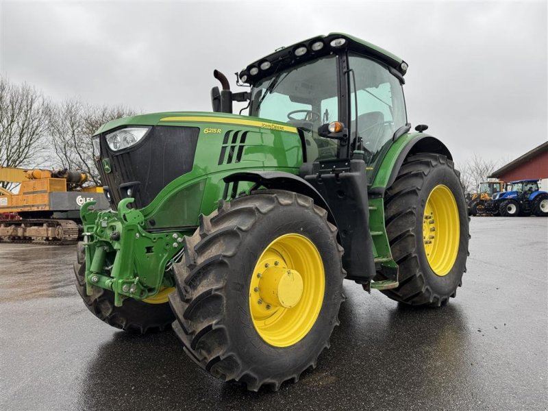 Traktor of the type John Deere 6215R KUN 2600 TIMER!, Gebrauchtmaschine in Nørager (Picture 1)