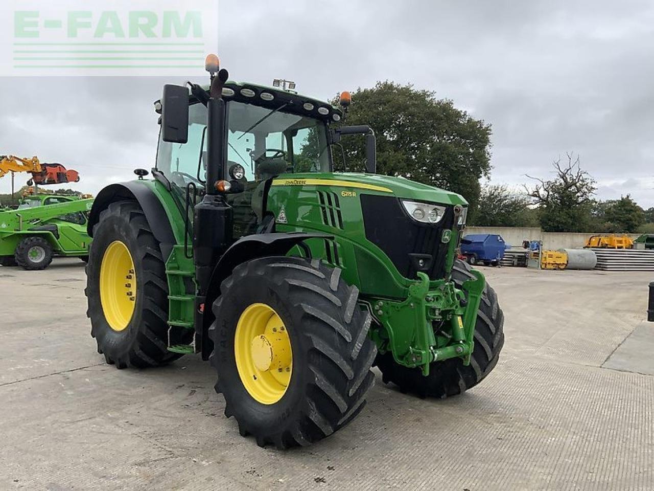 Traktor типа John Deere 6215r premium tractor (st21192), Gebrauchtmaschine в SHAFTESBURY (Фотография 2)