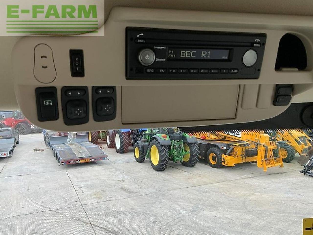 Traktor tipa John Deere 6215r premium tractor (st21192), Gebrauchtmaschine u SHAFTESBURY (Slika 26)