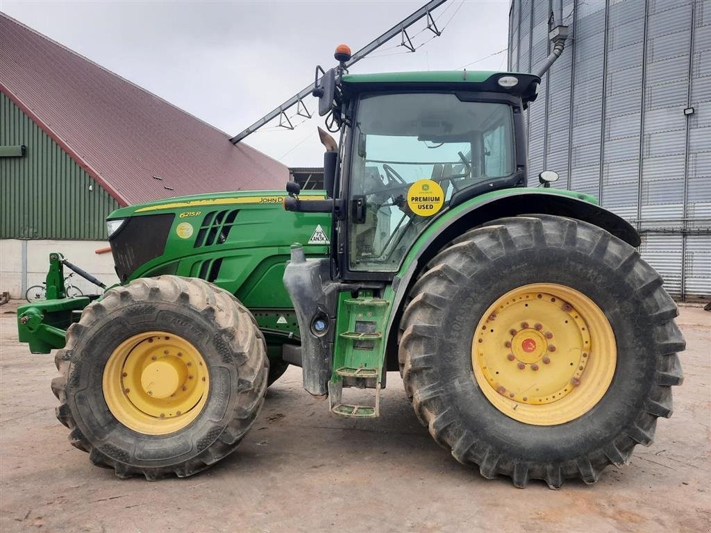 Traktor Türe ait John Deere 6215R SOLGT til Bornholm. Direct drive., Gebrauchtmaschine içinde Kolding (resim 1)