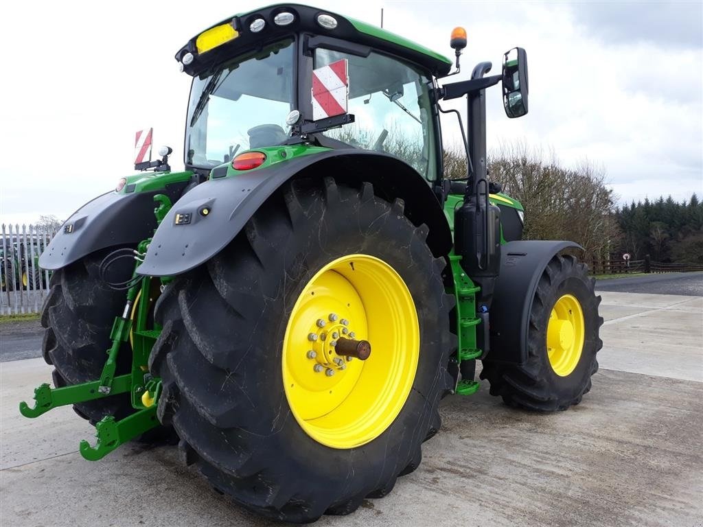 Traktor типа John Deere 6215R Ultimate Command Pro Frontlift og PTO, Gebrauchtmaschine в Toftlund (Фотография 3)