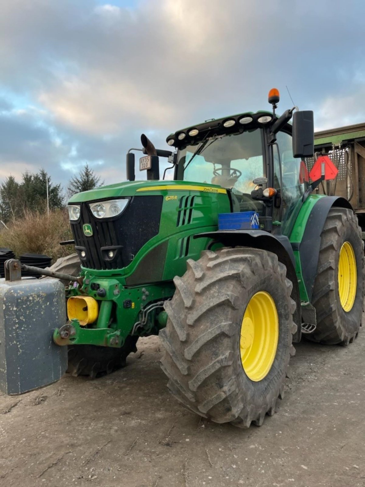 Traktor of the type John Deere 6215R, Gebrauchtmaschine in Videbæk (Picture 1)