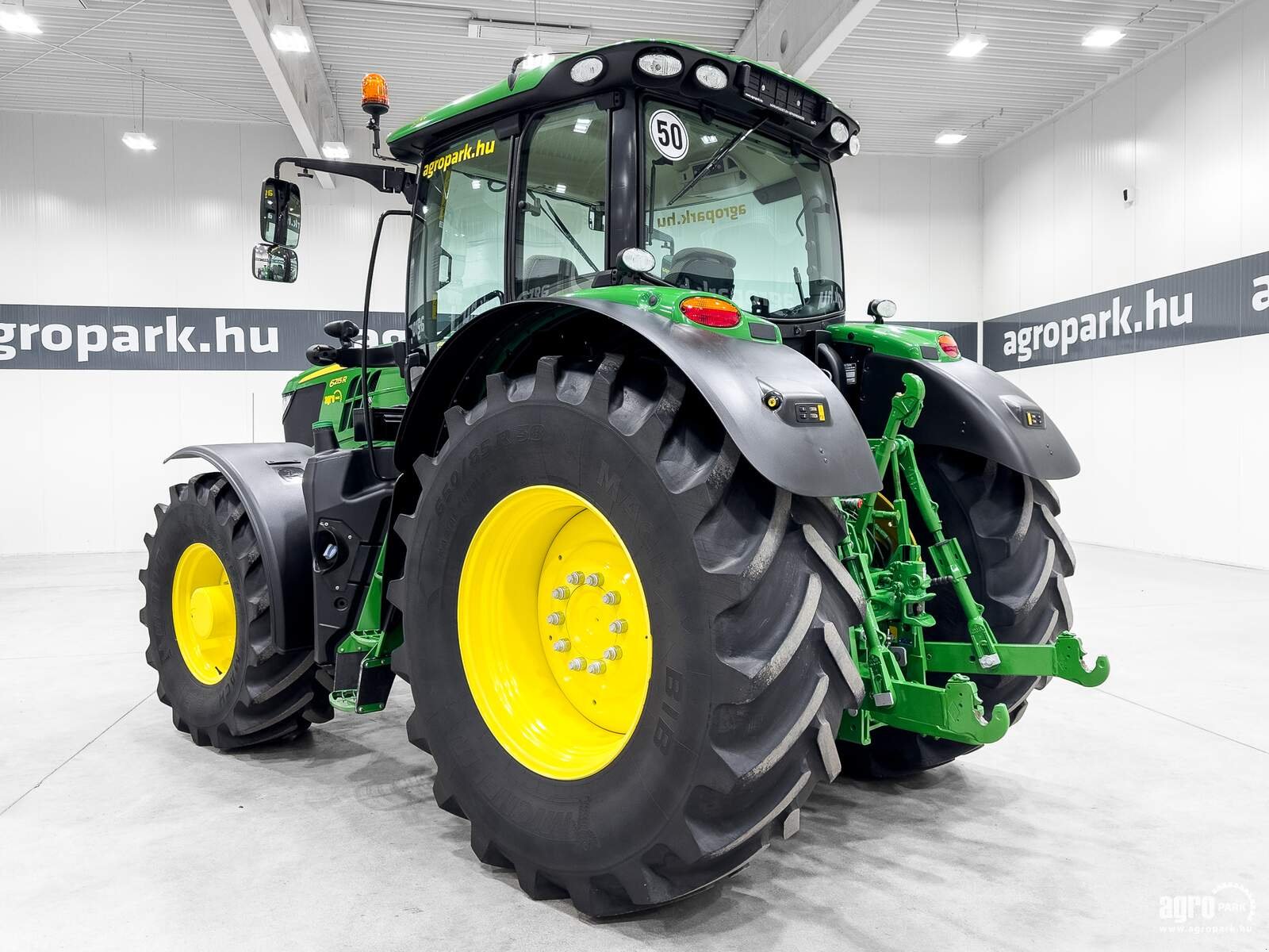 Traktor za tip John Deere 6215R, Gebrauchtmaschine u Csengele (Slika 4)