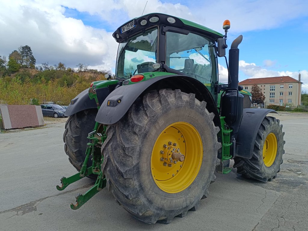 Traktor of the type John Deere 6215R, Gebrauchtmaschine in Lérouville (Picture 7)