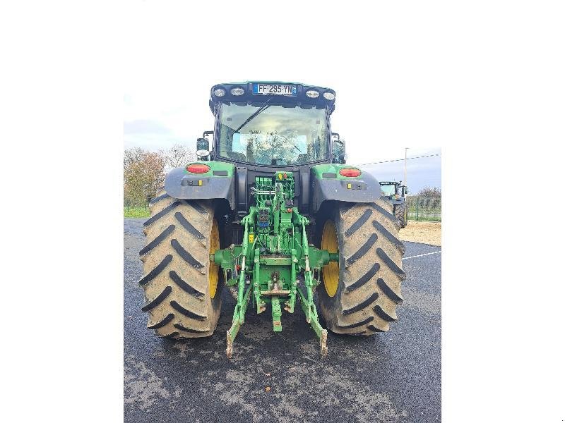 Traktor typu John Deere 6215R, Gebrauchtmaschine v SAINT GENEST D'AMBIERE (Obrázok 6)