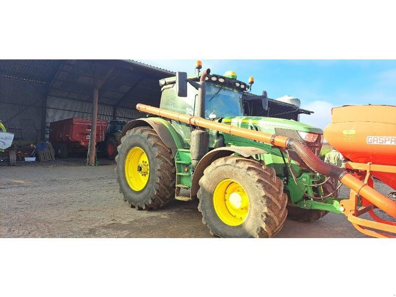 Traktor of the type John Deere 6215R, Gebrauchtmaschine in SAINT GENEST D'AMBIERE (Picture 1)