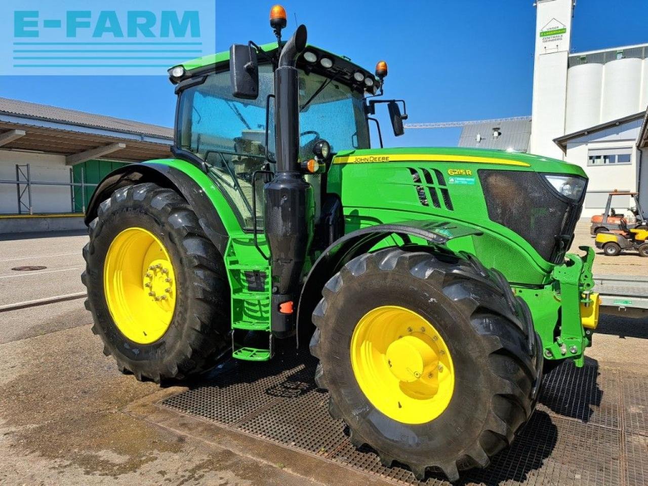 Traktor του τύπου John Deere 6215R, Gebrauchtmaschine σε REDLHAM (Φωτογραφία 4)