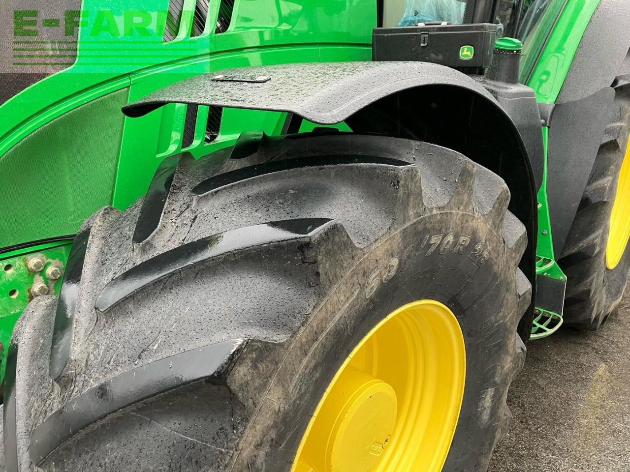 Traktor Türe ait John Deere 6215R, Gebrauchtmaschine içinde REDLHAM (resim 25)