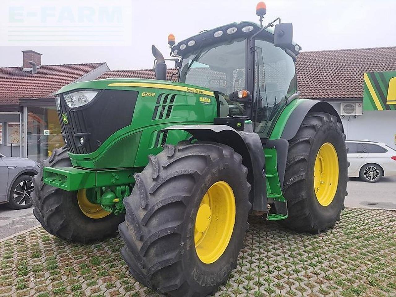 Traktor des Typs John Deere 6215r, Gebrauchtmaschine in GROBELNO (Bild 1)