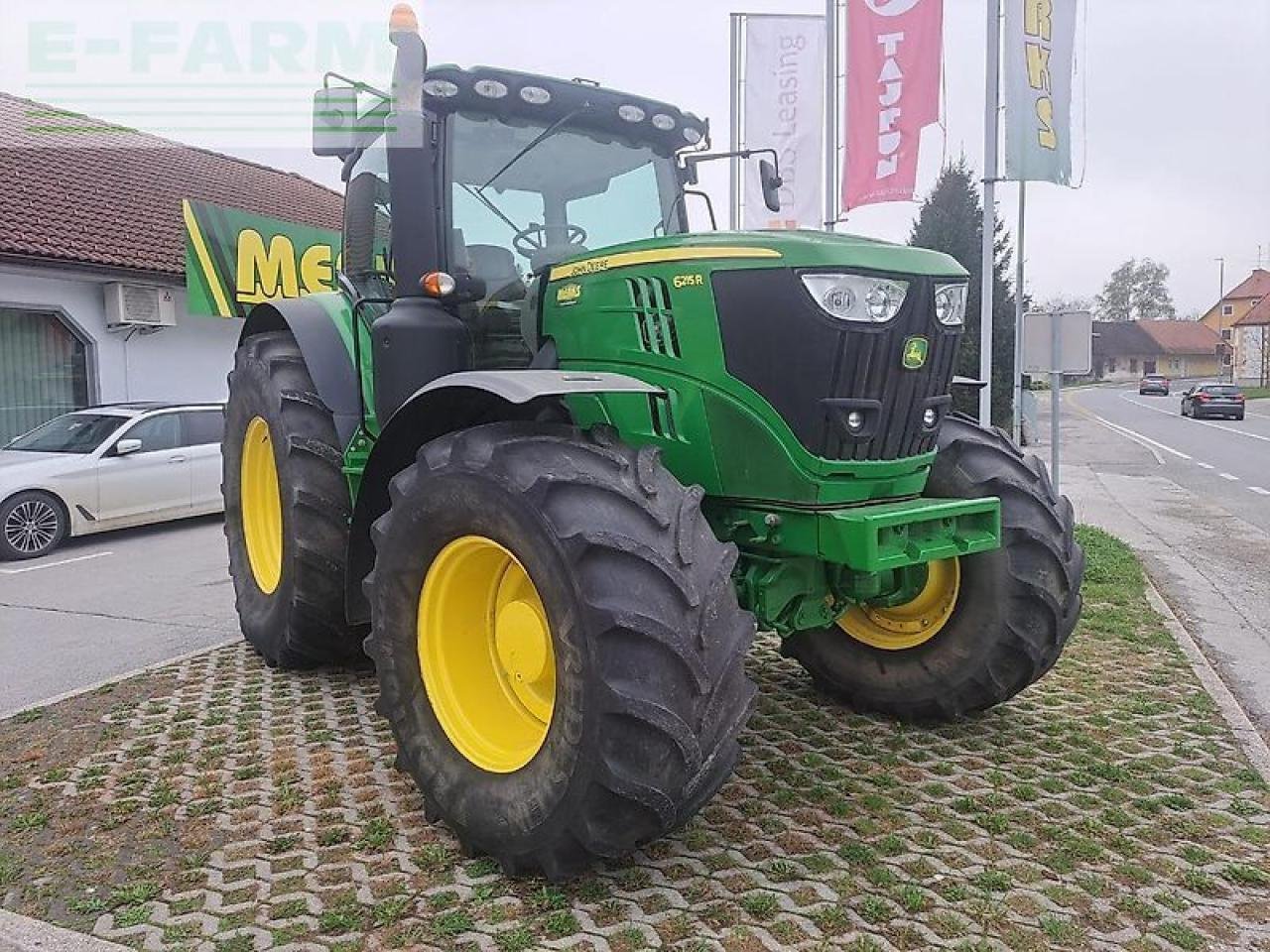 Traktor типа John Deere 6215r, Gebrauchtmaschine в GROBELNO (Фотография 2)