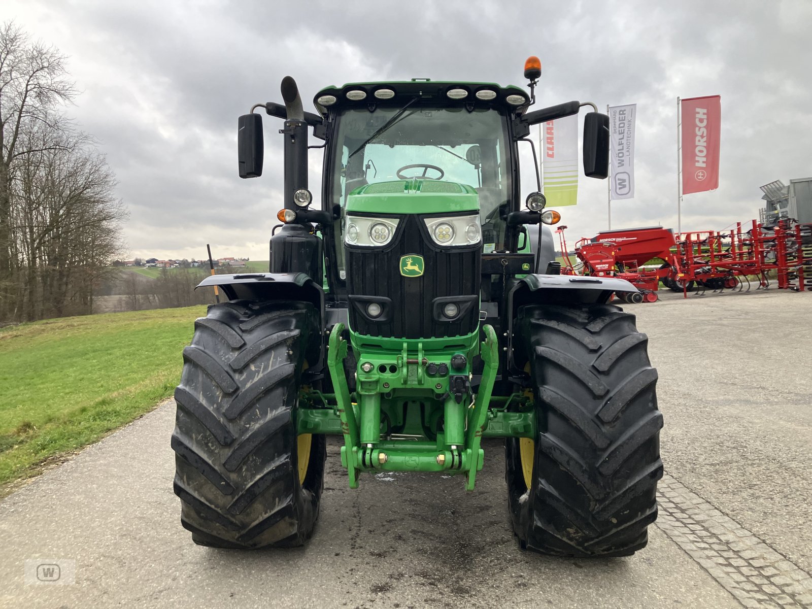 Traktor типа John Deere 6215R, Gebrauchtmaschine в Zell an der Pram (Фотография 9)