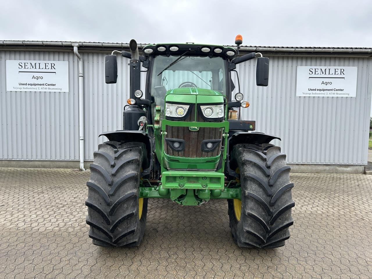 Traktor van het type John Deere 6215R, Gebrauchtmaschine in Redsted M (Foto 2)