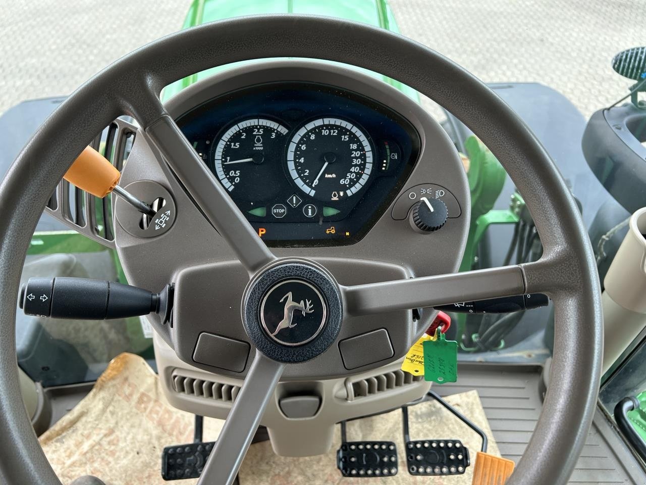 Traktor del tipo John Deere 6215R, Gebrauchtmaschine en Bramming (Imagen 5)