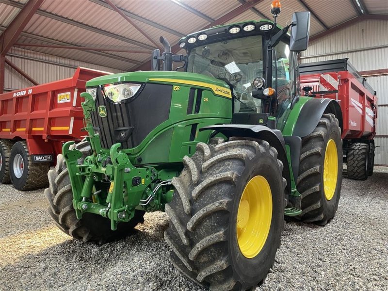 Traktor Türe ait John Deere 6215R, Gebrauchtmaschine içinde Bredsten (resim 1)