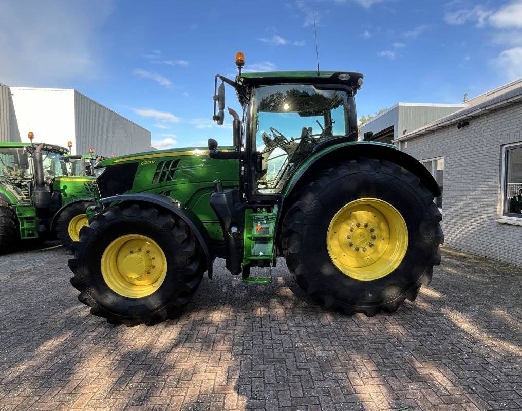 Traktor типа John Deere 6215R, Gebrauchtmaschine в Staphorst (Фотография 2)