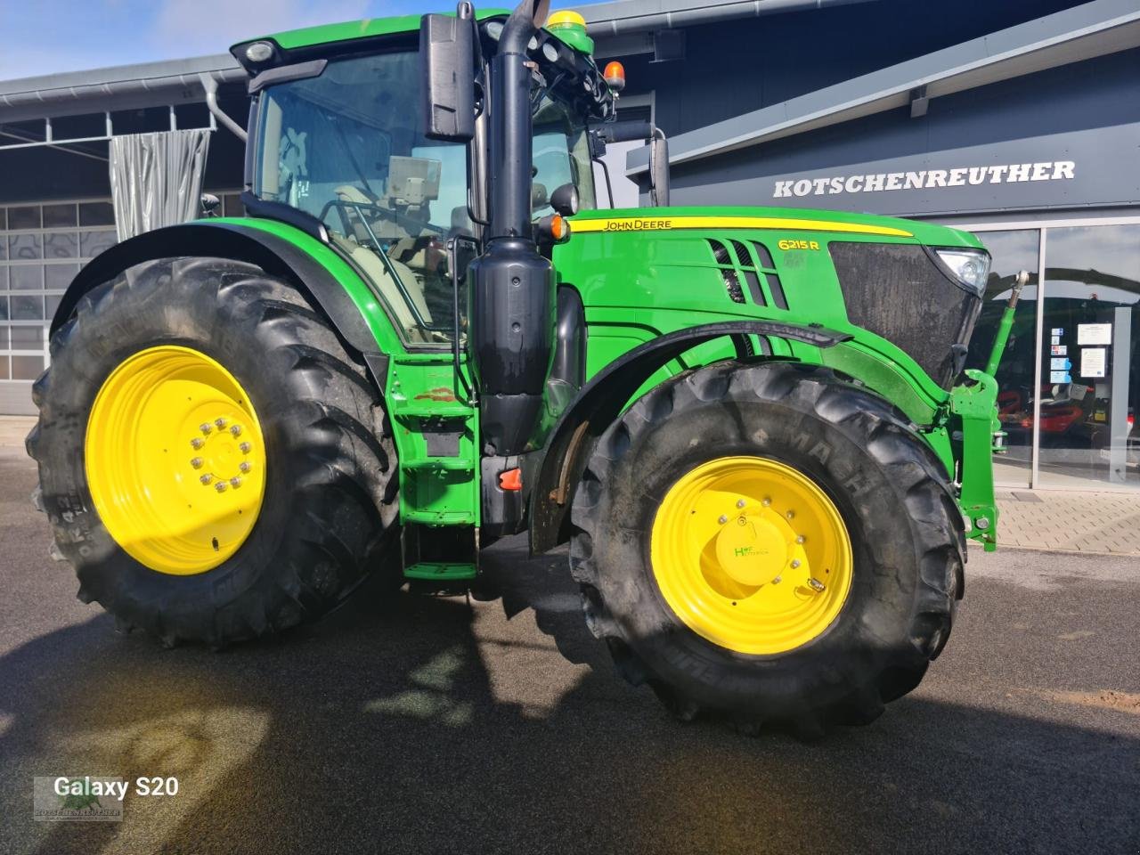 Traktor van het type John Deere 6215R, Gebrauchtmaschine in Hofheim (Foto 7)