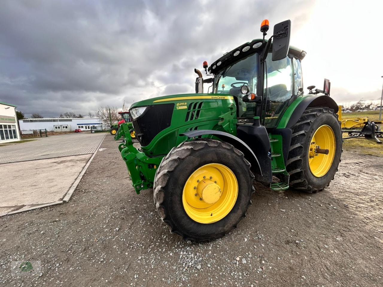 Traktor des Typs John Deere 6215R, Gebrauchtmaschine in Triebes (Bild 2)