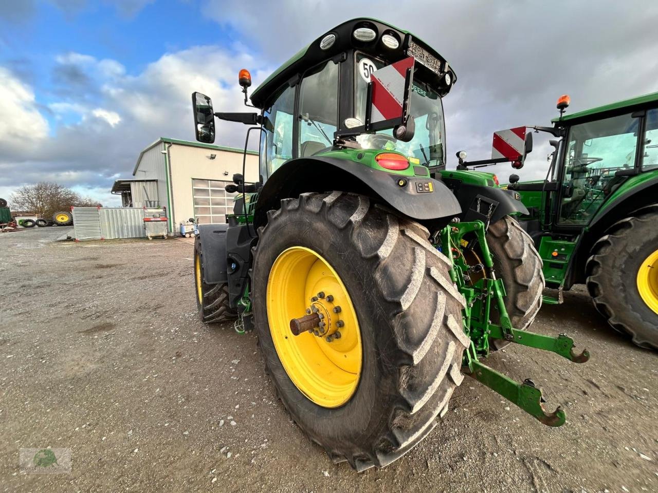 Traktor des Typs John Deere 6215R, Gebrauchtmaschine in Triebes (Bild 3)