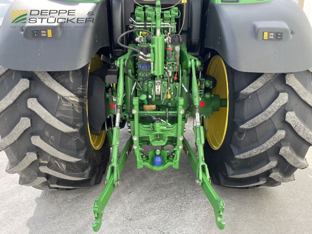 Traktor typu John Deere 6215R, Gebrauchtmaschine w Rietberg (Zdjęcie 6)