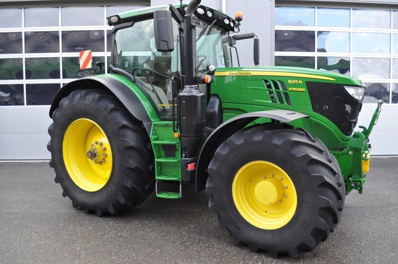 Traktor типа John Deere 6215R, Gebrauchtmaschine в Grolley (Фотография 1)