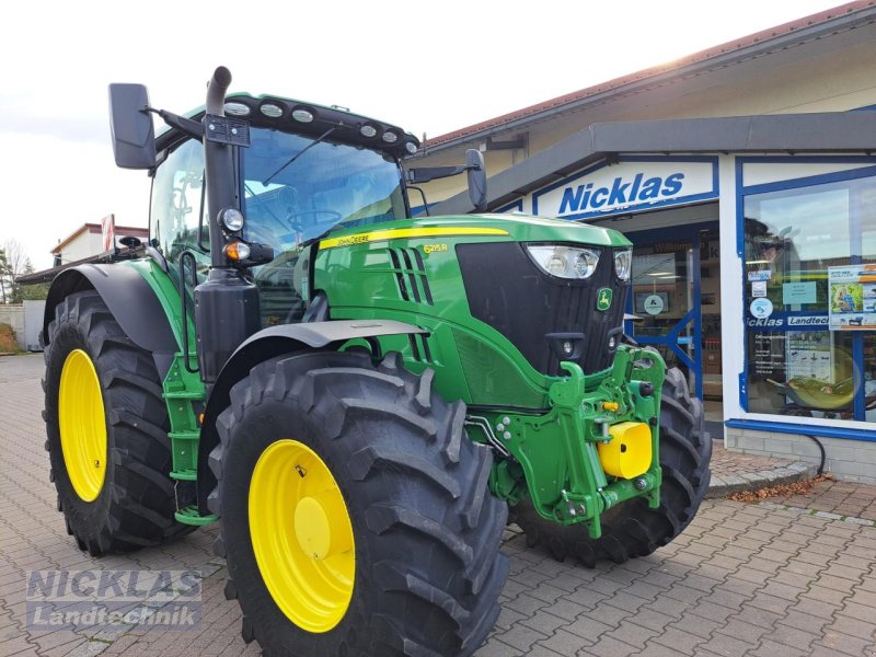 Traktor del tipo John Deere 6215R, Gebrauchtmaschine en Schirradorf