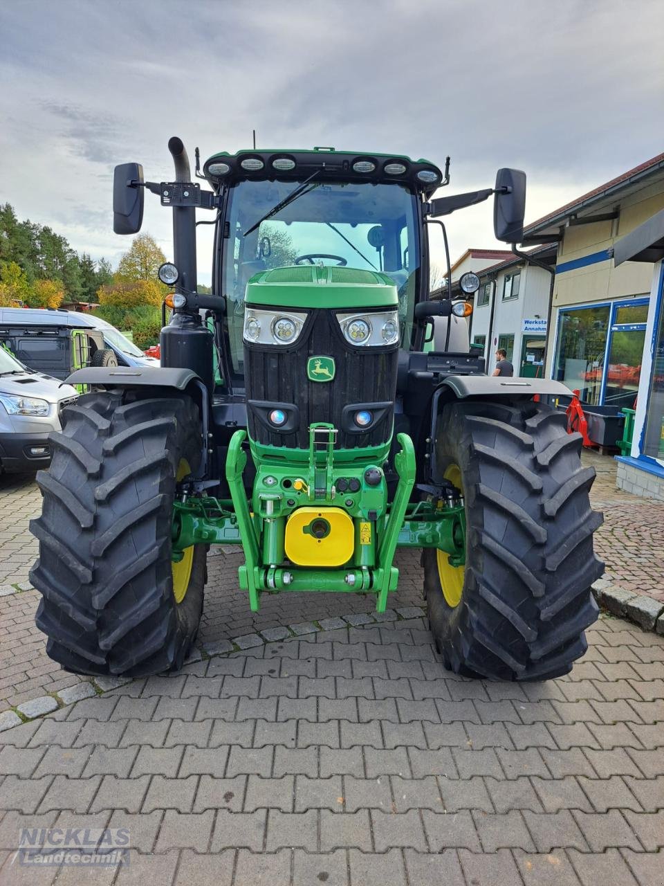 Traktor van het type John Deere 6215R, Gebrauchtmaschine in Schirradorf (Foto 3)