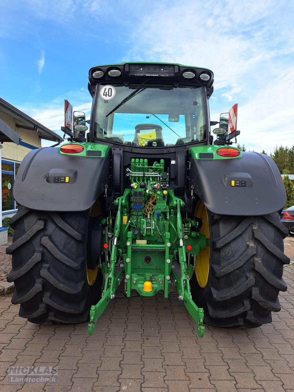 Traktor от тип John Deere 6215R, Gebrauchtmaschine в Schirradorf (Снимка 4)