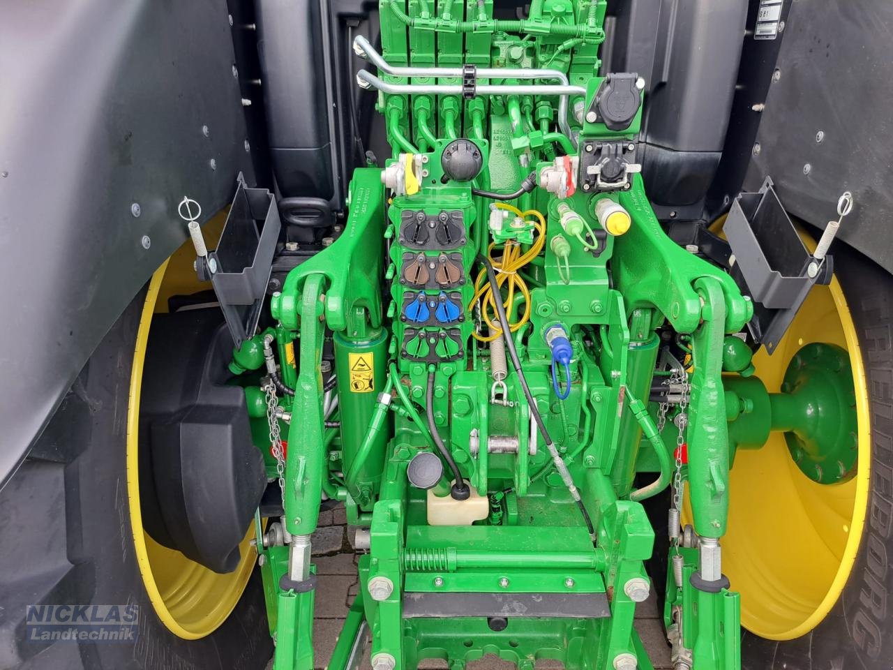 Traktor του τύπου John Deere 6215R, Gebrauchtmaschine σε Schirradorf (Φωτογραφία 10)