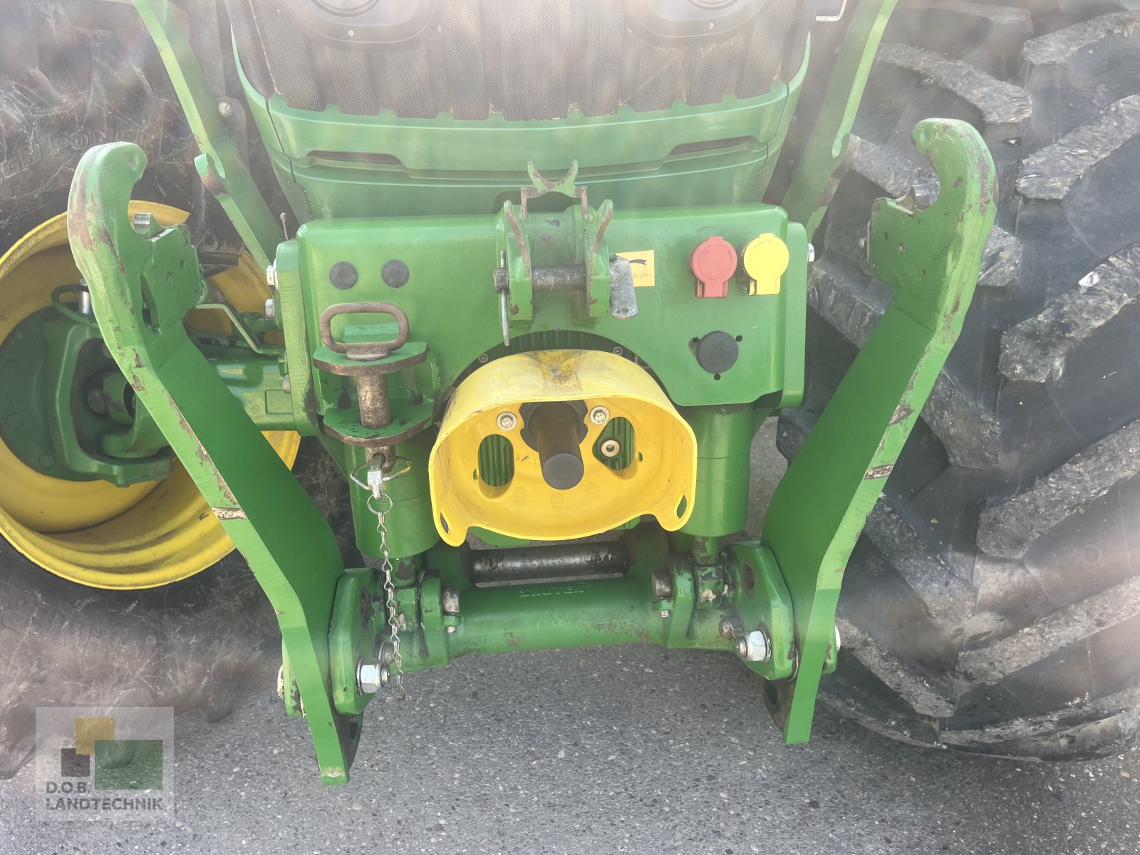 Traktor typu John Deere 6215R, Gebrauchtmaschine w Langweid am Lech (Zdjęcie 9)