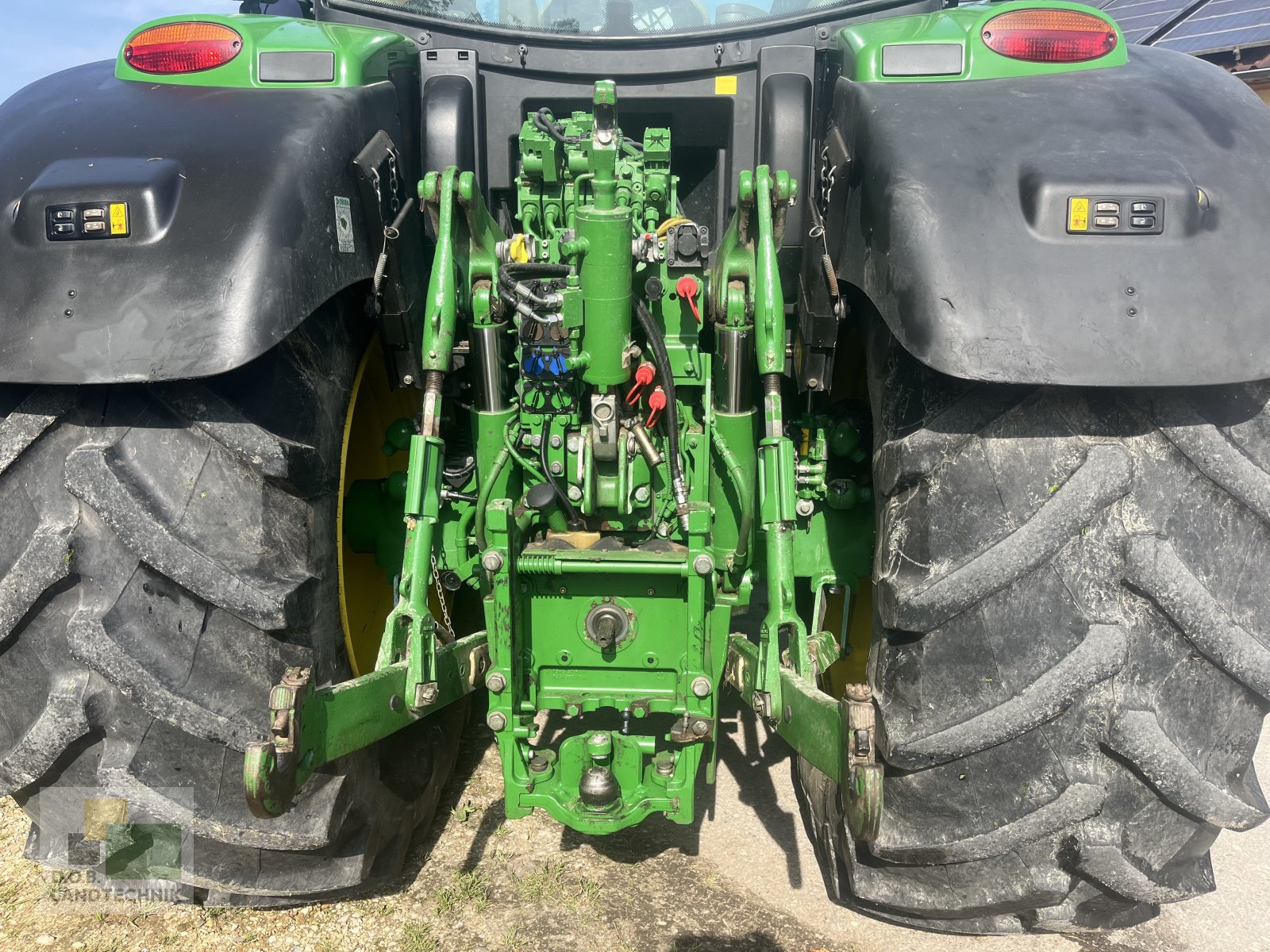 Traktor tip John Deere 6215R, Gebrauchtmaschine in Langweid am Lech (Poză 10)