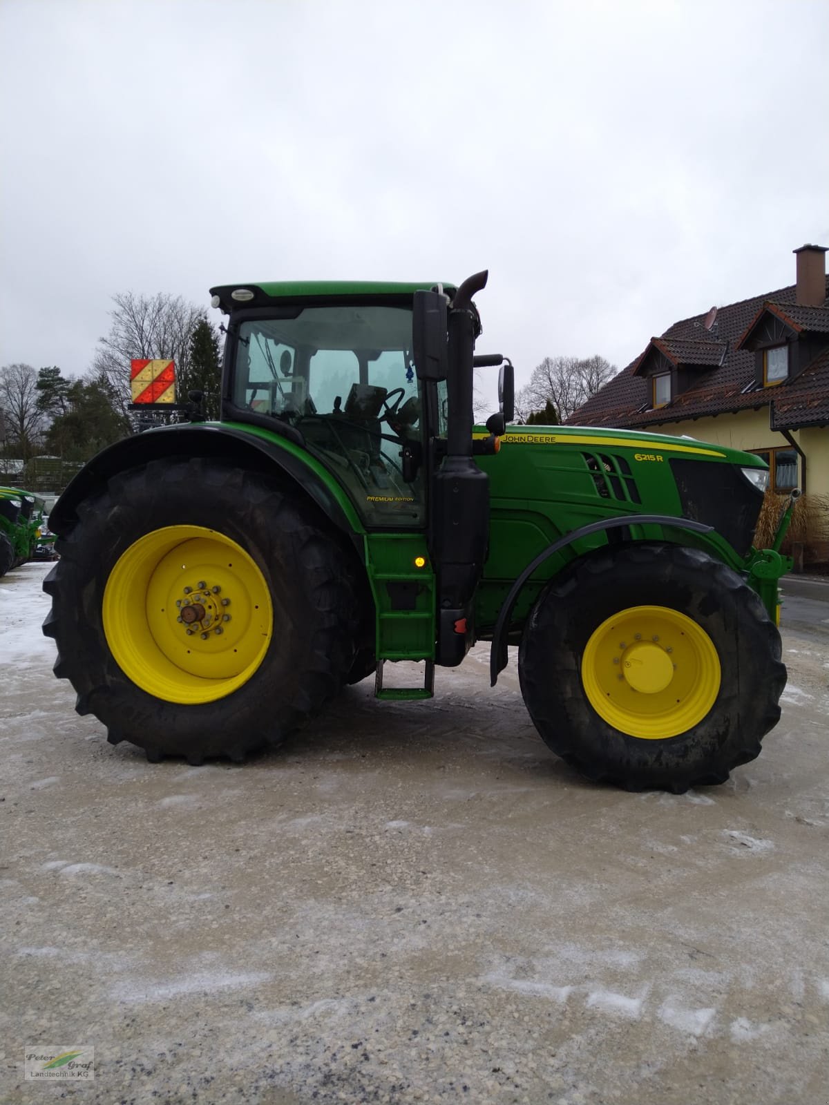 Traktor typu John Deere 6215R, Gebrauchtmaschine w Pegnitz-Bronn (Zdjęcie 5)