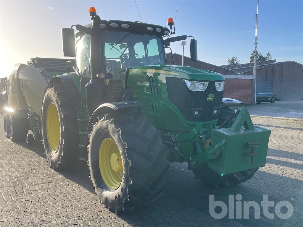 Traktor του τύπου John Deere 6215R, Gebrauchtmaschine σε Düsseldorf (Φωτογραφία 1)