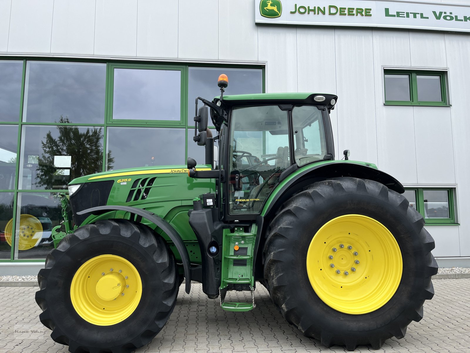 Traktor Türe ait John Deere 6215R, Gebrauchtmaschine içinde Tettenweis / Karpfham (resim 2)